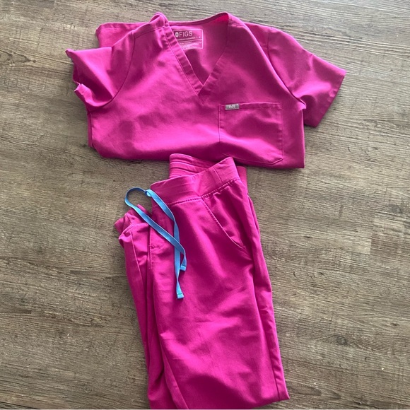 Figs Pants & Jumpsuits Figs Raspberry Sorbet Scrub Set Poshmark